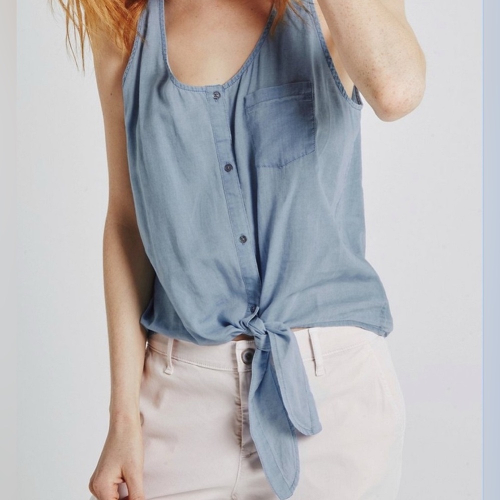 AG DENIM Cynthia Top
SLEEVELESS BUTTON UP TANK NWT